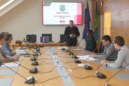 JAVNA RAZPRAVA OPPN CE 64 SPAR 03 FOTO LJUBO VUKELIČ